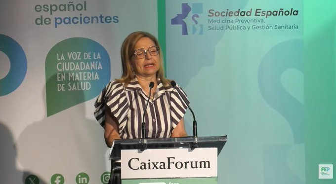 Más salud, menos riesgos: Prevención y Diagnóstico precoz 2026 22 Foto charla Hidratacion Montserrat Chimeno.jpg