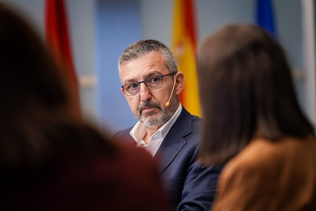 El presidente del FEP Andoni Lorenzo reclama un plan de choque frente a las listas de espera y avanzar en la Ley de Organizaciones de Pacientes 3 dialogo3